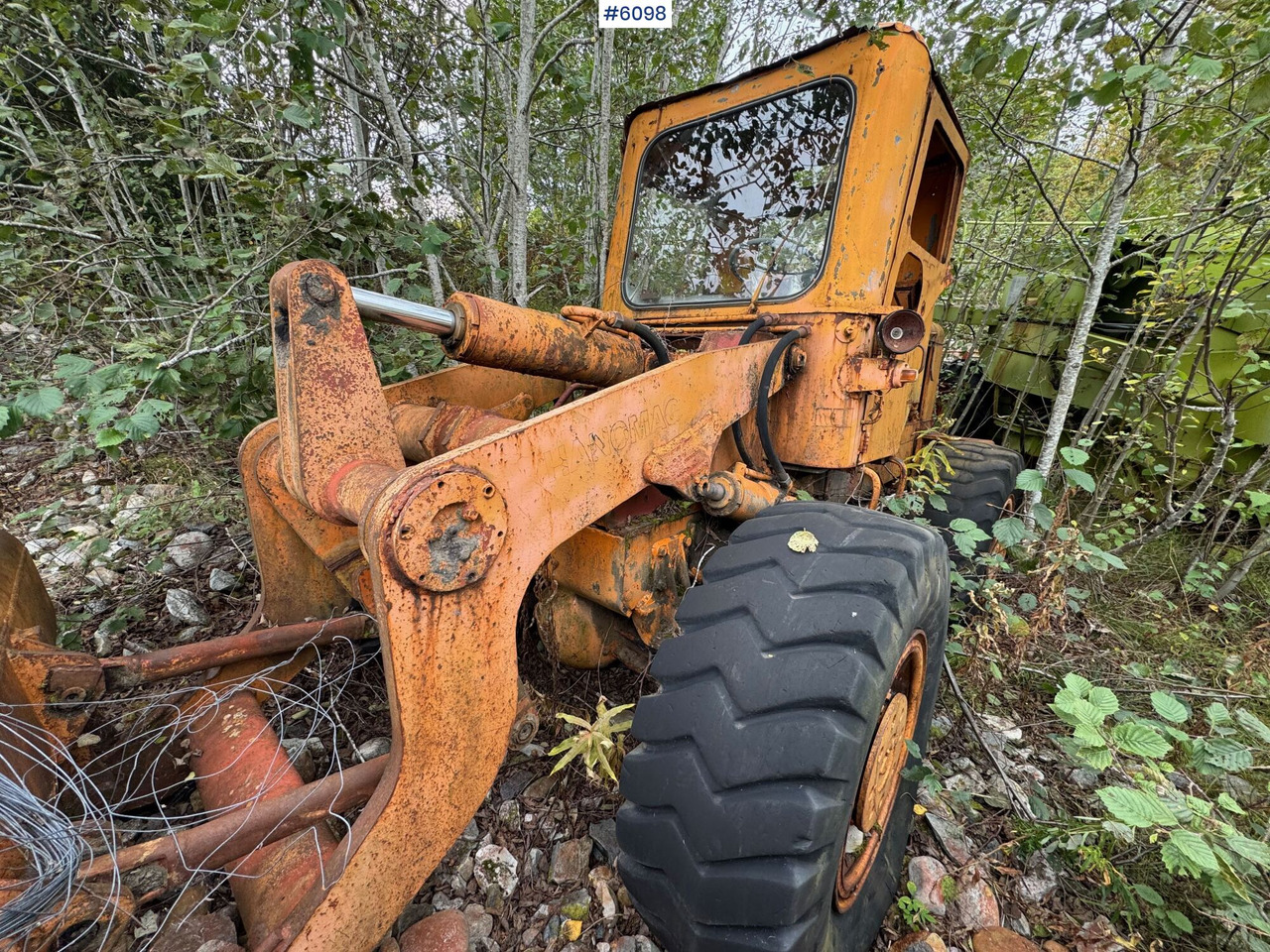 Hanomag wheel loader with bucket – repair object - מעמיס גלגלים: תמונה 2 Hanomag wheel loader with bucket – repair object - מעמיס גלגלים: תמונה 2