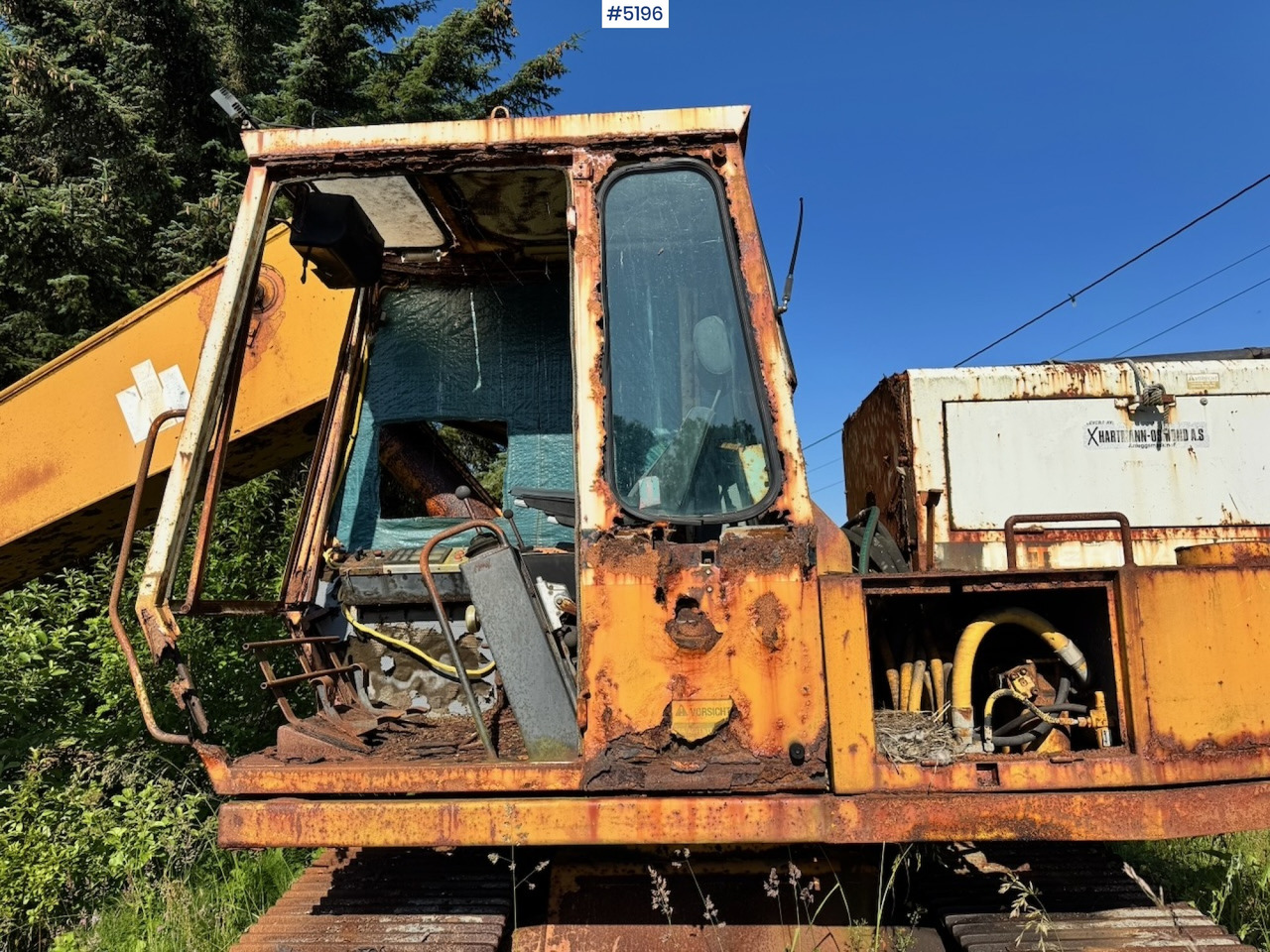 International 637 Tracked digger w/ Digging bucket - מחפר: תמונה 4 International 637 Tracked digger w/ Digging bucket - מחפר: תמונה 4
