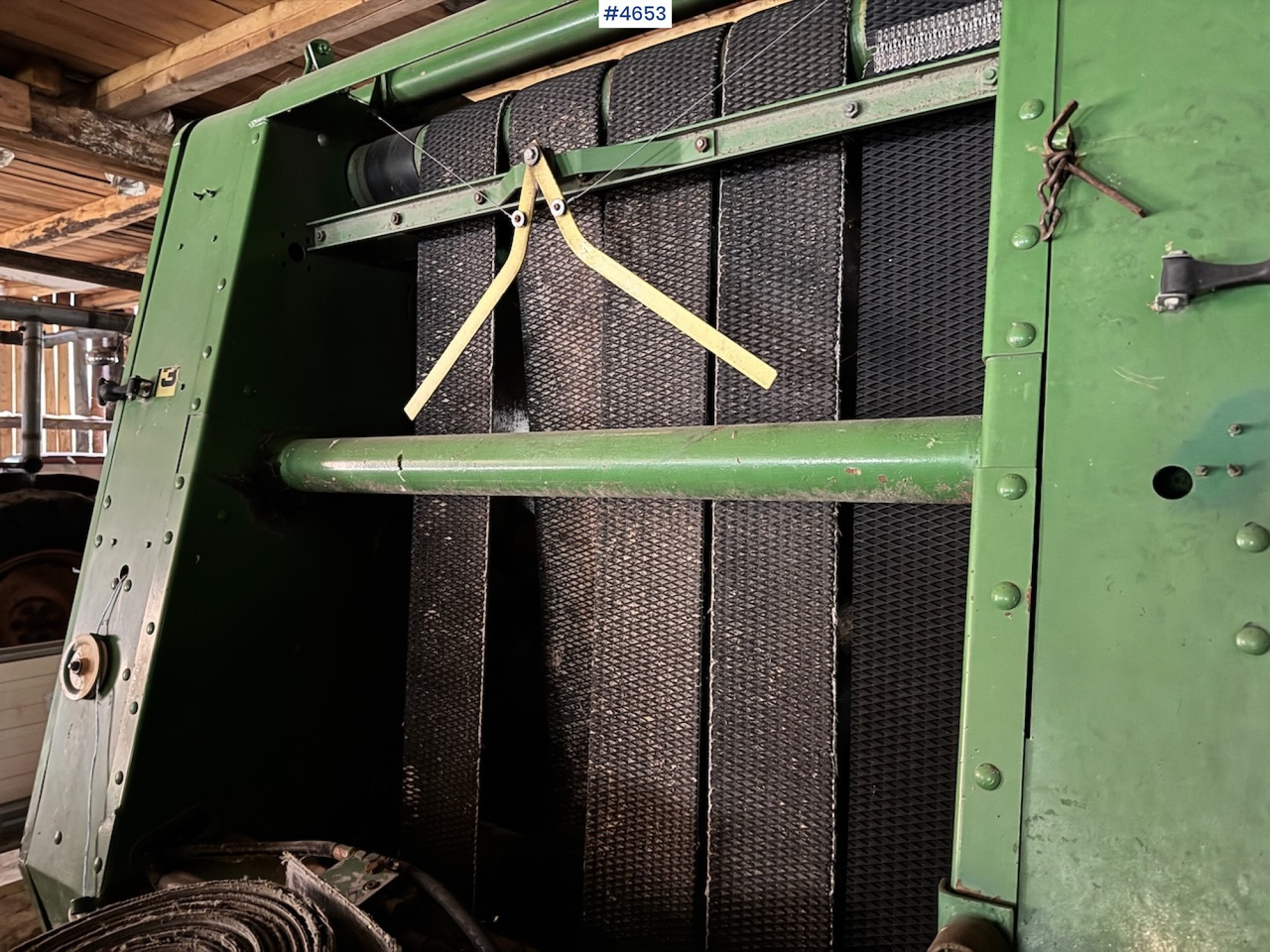 John Deere 545 Round Baler - ציוד חציר ומספוא: תמונה 3 John Deere 545 Round Baler - ציוד חציר ומספוא: תמונה 3