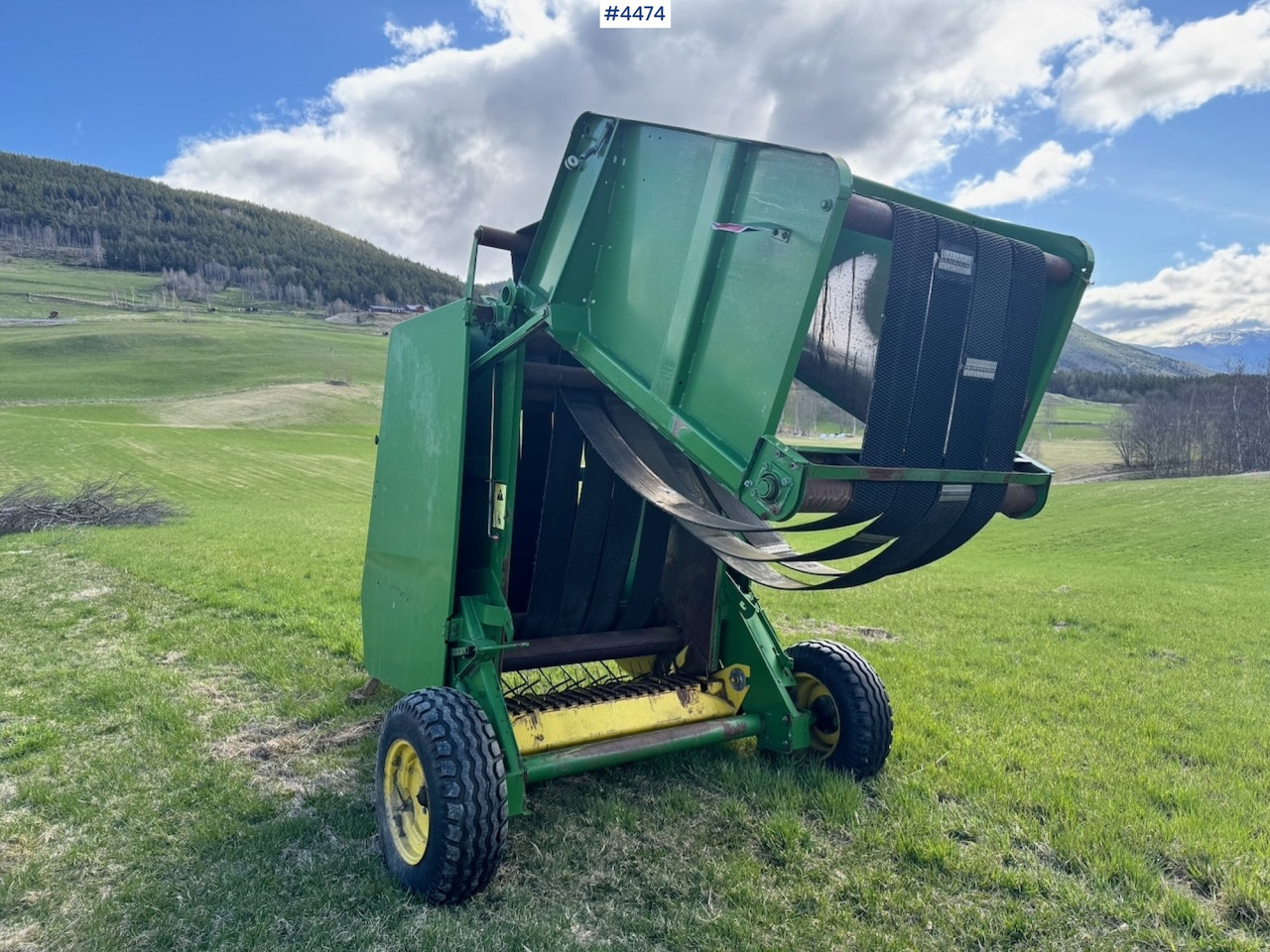 John Deere 545 Round Baler - ציוד חציר ומספוא: תמונה 5 John Deere 545 Round Baler - ציוד חציר ומספוא: תמונה 5