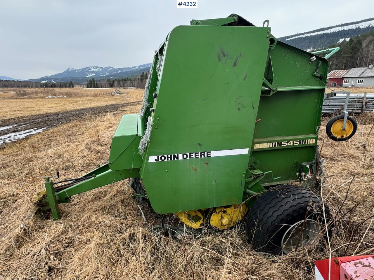John Deere 545 Round baler - ציוד חציר ומספוא: תמונה 3 John Deere 545 Round baler - ציוד חציר ומספוא: תמונה 3