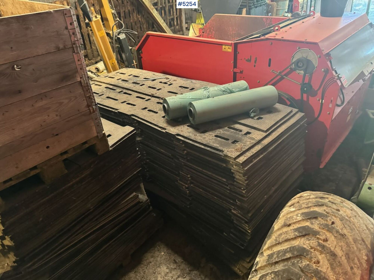 Kraiburg rubber lining / rubber matting - ציוד לבעלי חיים: תמונה 1 Kraiburg rubber lining / rubber matting - ציוד לבעלי חיים: תמונה 1
