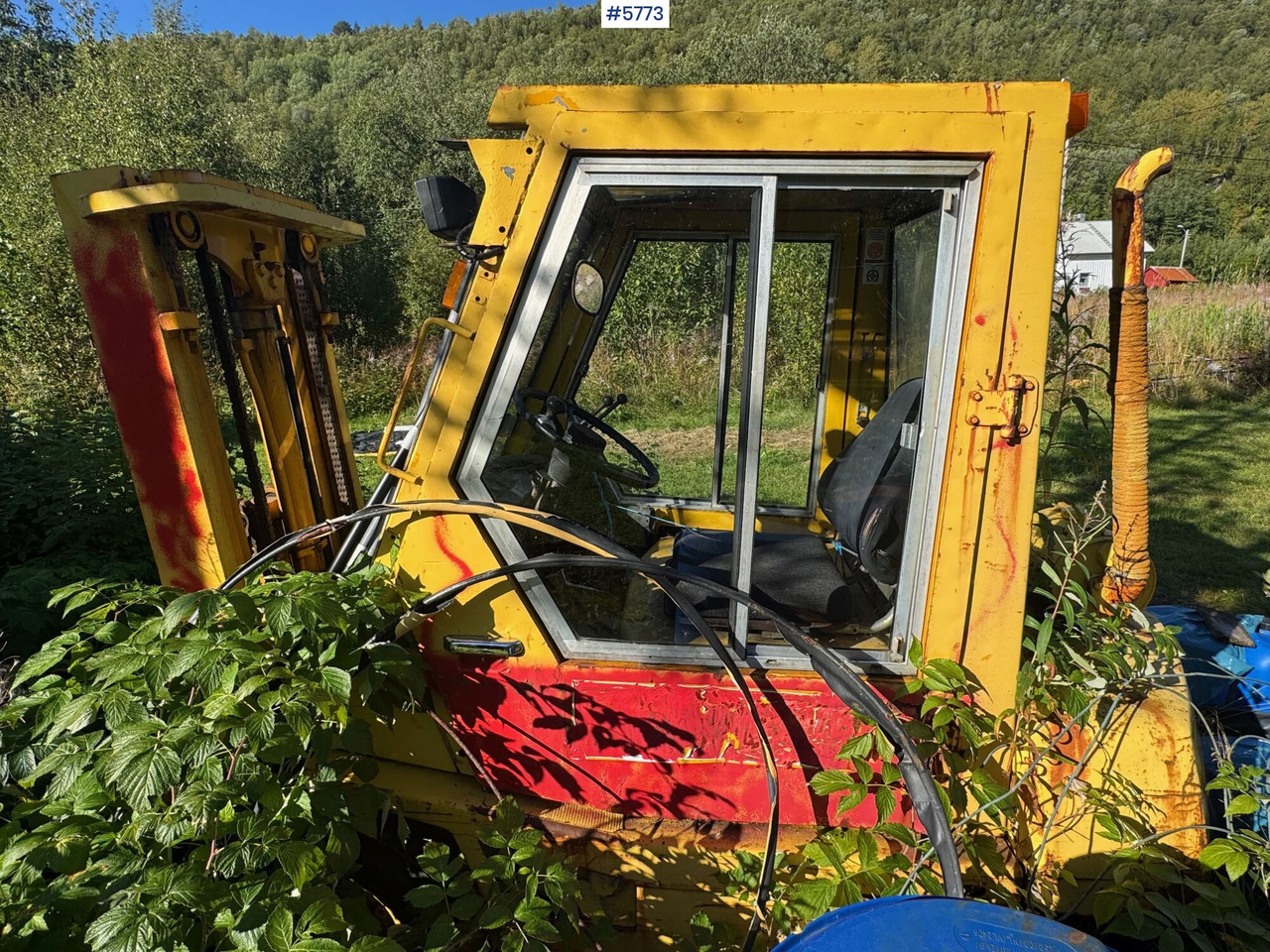 Toyota 02-3FD25 Truck. Repair object - מלגזה: תמונה 5 Toyota 02-3FD25 Truck. Repair object - מלגזה: תמונה 5