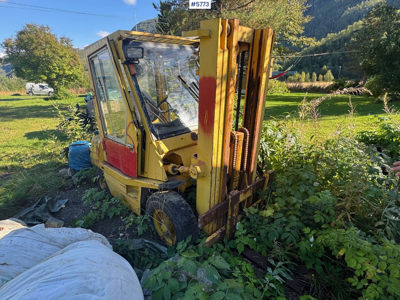 Toyota 02-3FD25 Truck. Repair object - מלגזה: תמונה 2 Toyota 02-3FD25 Truck. Repair object - מלגזה: תמונה 2