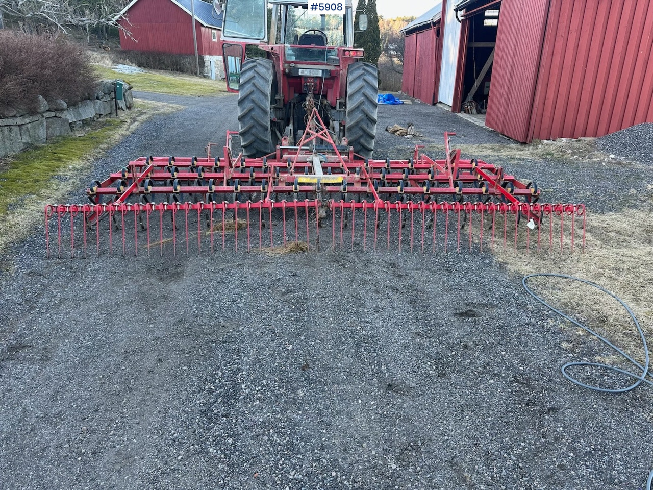 Väderstad Cultivator 4.6 m - ציוד עיבוד קרקע: תמונה 1 Väderstad Cultivator 4.6 m - ציוד עיבוד קרקע: תמונה 1