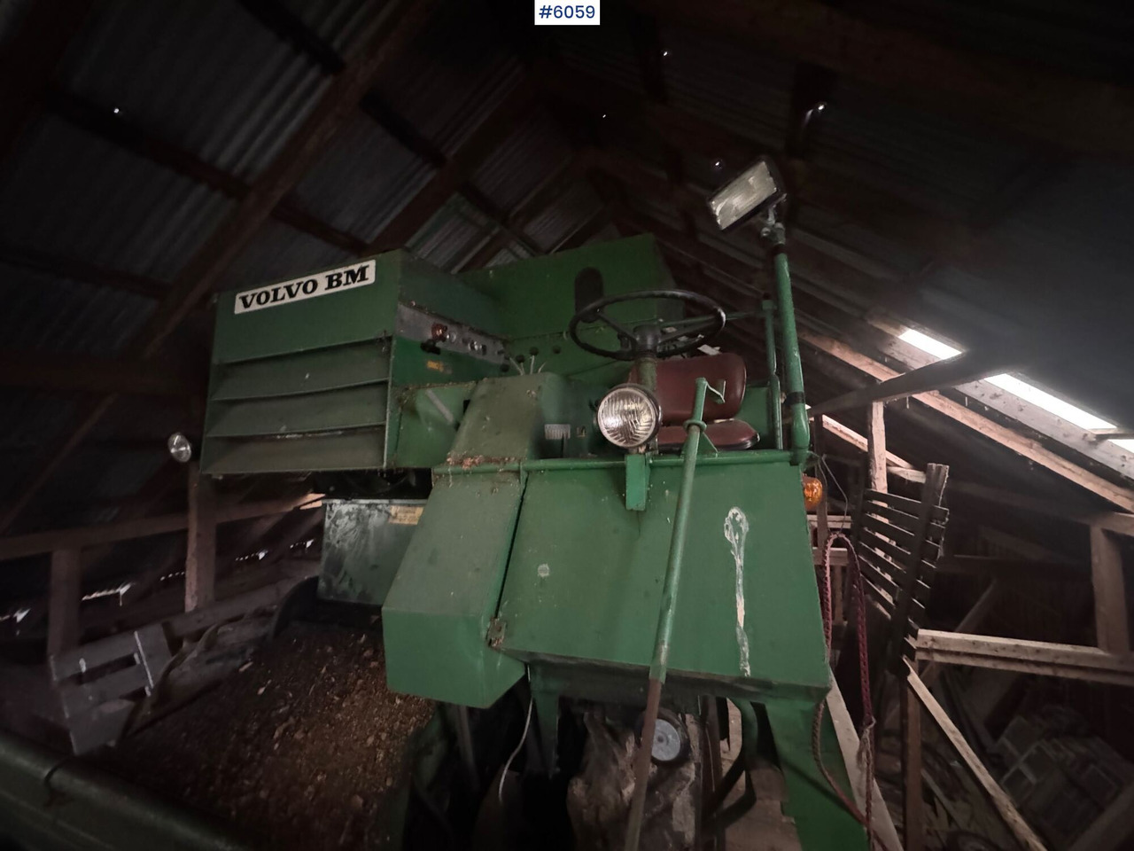 מקצרת קומבינה Volvo BM Aktiv 800 combine harvester: תמונה 11