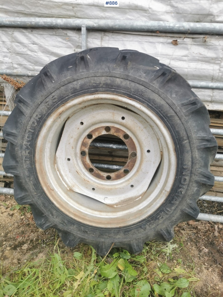 Wheel set on Deutz-Fahr 3.60 - חבילת גלגלים וצמיגים עבור מכונה חקלאית: תמונה 5 Wheel set on Deutz-Fahr 3.60 - חבילת גלגלים וצמיגים עבור מכונה חקלאית: תמונה 5
