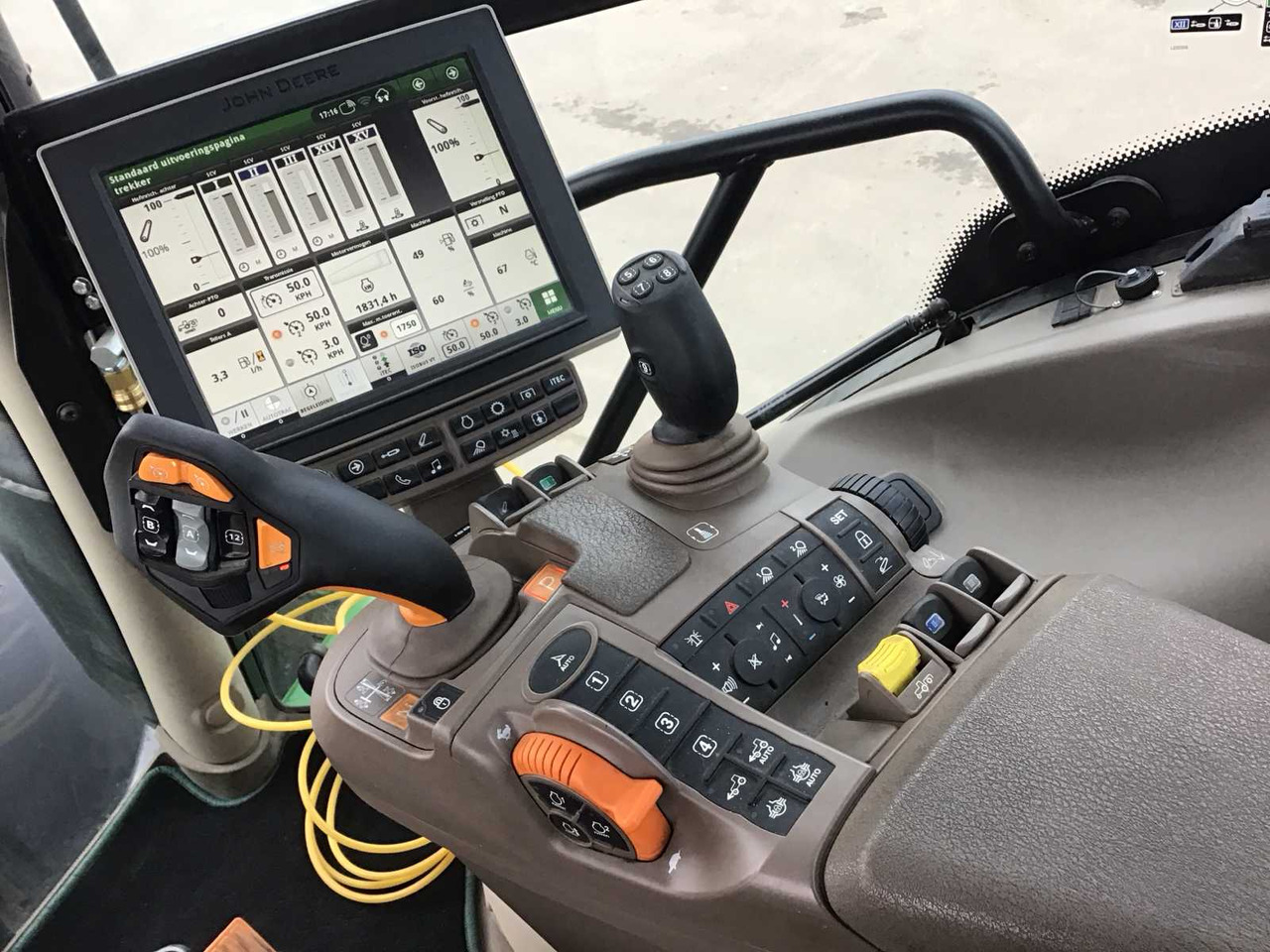 John deere 6230R - טרקטור חקלאי: תמונה 5 John deere 6230R - טרקטור חקלאי: תמונה 5