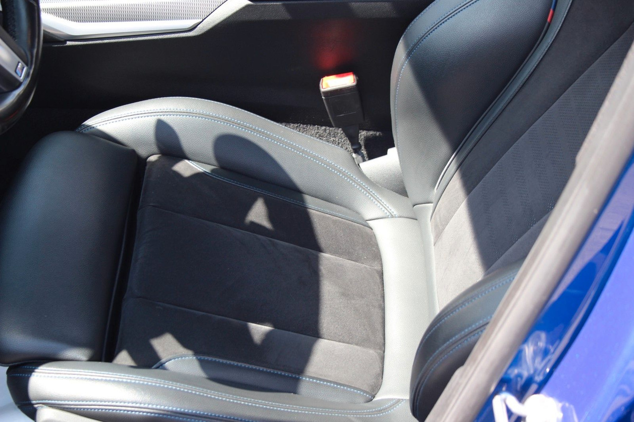 רכב סטיישן BMW 320 Touring d M Sport Laser Alcantara Harman Kar: תמונה 8