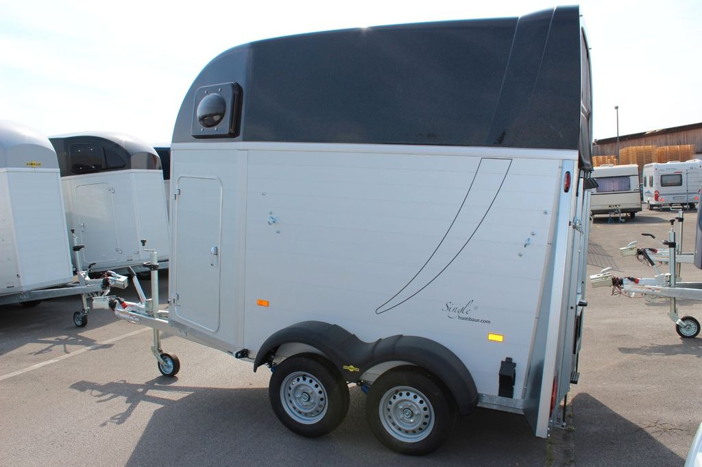 Humbaur Single Alu 1600 Pferdeanhänger Sattelkammer Neu - קרון נגרר לסוסים: תמונה 3 Humbaur Single Alu 1600 Pferdeanhänger Sattelkammer Neu - קרון נגרר לסוסים: תמונה 3