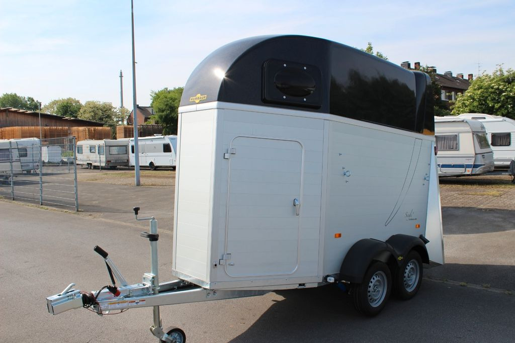 Humbaur Single Alu 1600 Pferdeanhänger Sattelkammer Neu - קרון נגרר לסוסים: תמונה 4 Humbaur Single Alu 1600 Pferdeanhänger Sattelkammer Neu - קרון נגרר לסוסים: תמונה 4