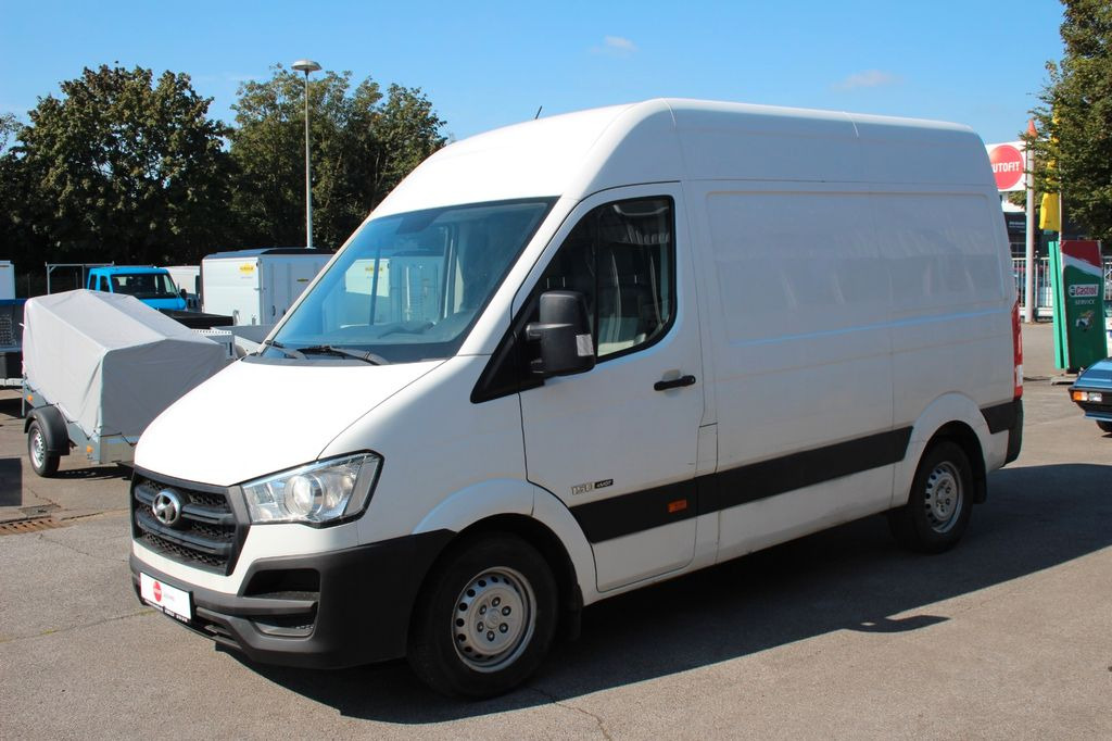 Hyundai H350 Klima L2H2 1.Hand 137tKM - מיניבוס, כלי רכב מסחרי לנוסעים: תמונה 4 Hyundai H350 Klima L2H2 1.Hand 137tKM - מיניבוס, כלי רכב מסחרי לנוסעים: תמונה 4
