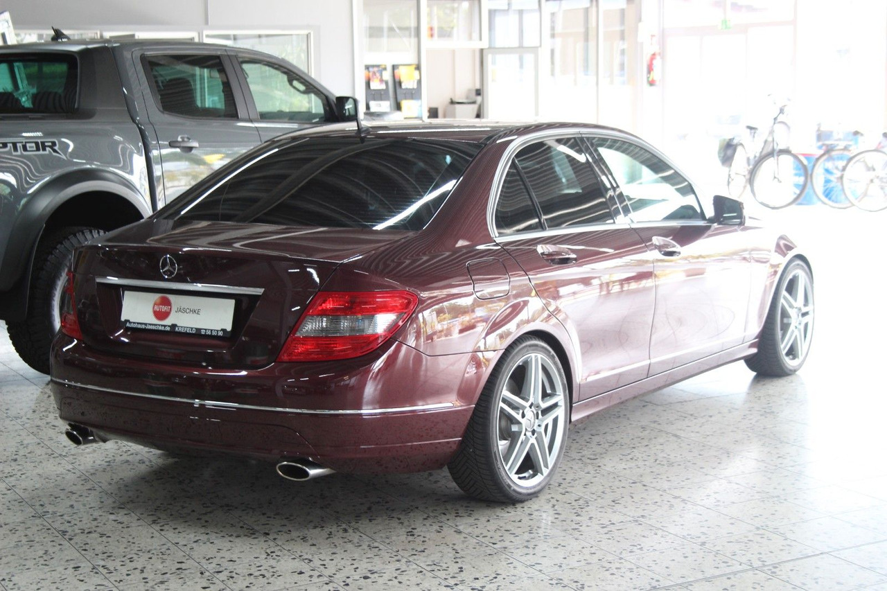 Mercedes-Benz C 230 Avantgarde Automatik sehr gepflegt! 130tKM - סדאן: תמונה 2 Mercedes-Benz C 230 Avantgarde Automatik sehr gepflegt! 130tKM - סדאן: תמונה 2