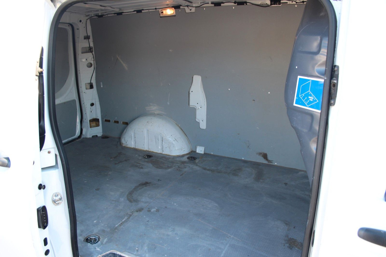 כלי רכב מסחרי קטן Mercedes-Benz Vito Kasten 109 CDI FWD lang 142tKM Dachträger: תמונה 11