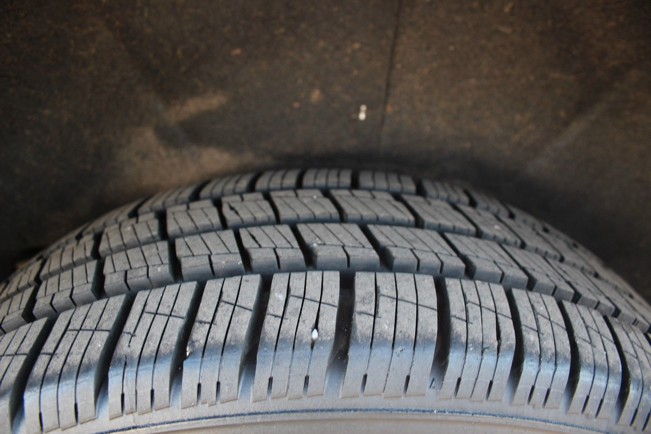 כלי רכב מסחרי קטן Mercedes-Benz Vito Kasten 109 CDI FWD lang 142tKM Dachträger: תמונה 16