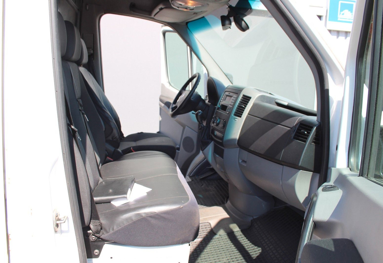 הַחכָּרָה  Volkswagen Crafter Kasten 35 mittel L2H2 KLIMA 1.Hand Volkswagen Crafter Kasten 35 mittel L2H2 KLIMA 1.Hand: תמונה 16