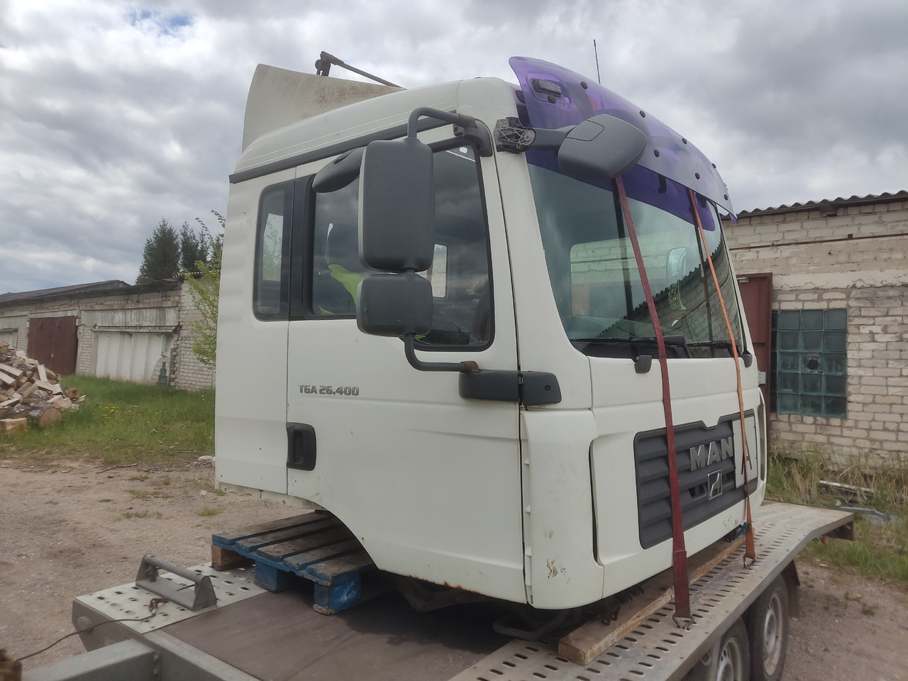 MAN cab F99/L17 - תא: תמונה 1 MAN cab F99/L17 - תא: תמונה 1