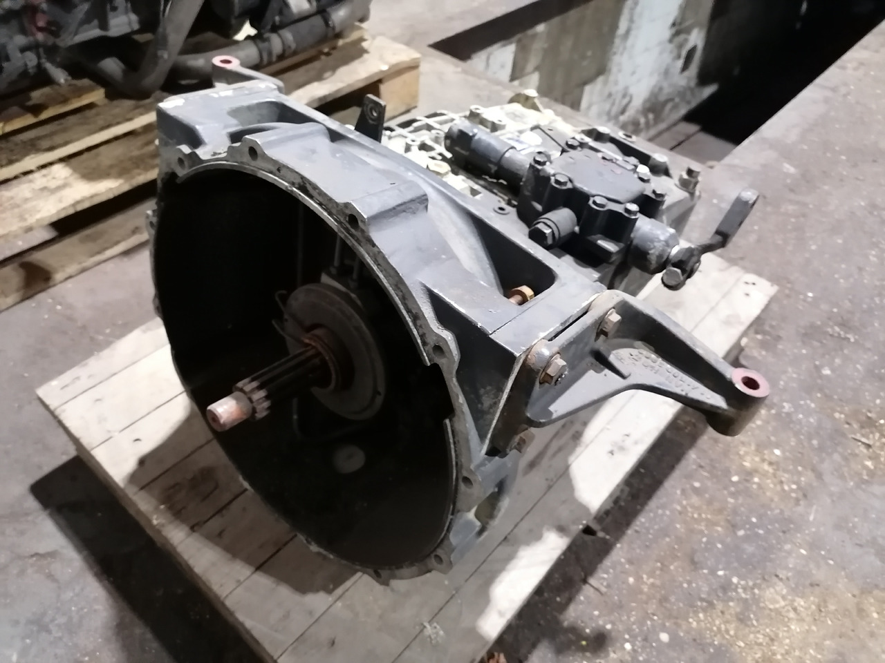 ZF ECOLITE S6-36 - תיבת הילוכים: תמונה 1 ZF ECOLITE S6-36 - תיבת הילוכים: תמונה 1