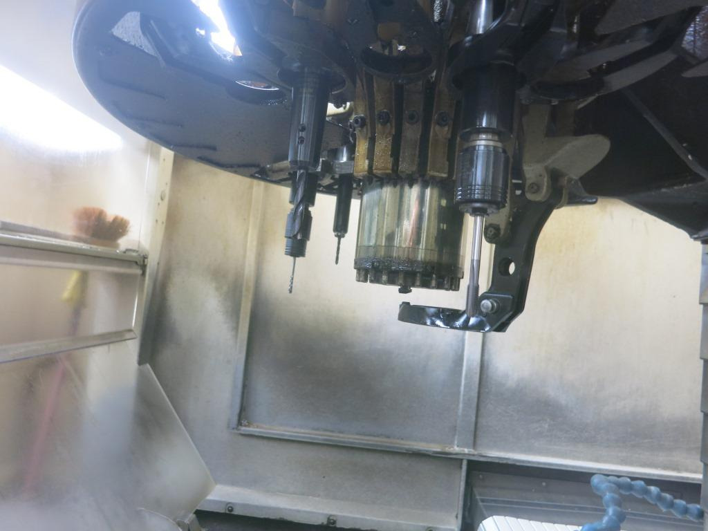 Chiron FZ 12 W Manum - מרכז עיבוד שבבי: תמונה 4 Chiron FZ 12 W Manum - מרכז עיבוד שבבי: תמונה 4