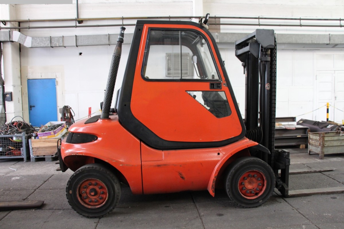 LINDE H40D - מלגזת סולר: תמונה 1 LINDE H40D - מלגזת סולר: תמונה 1