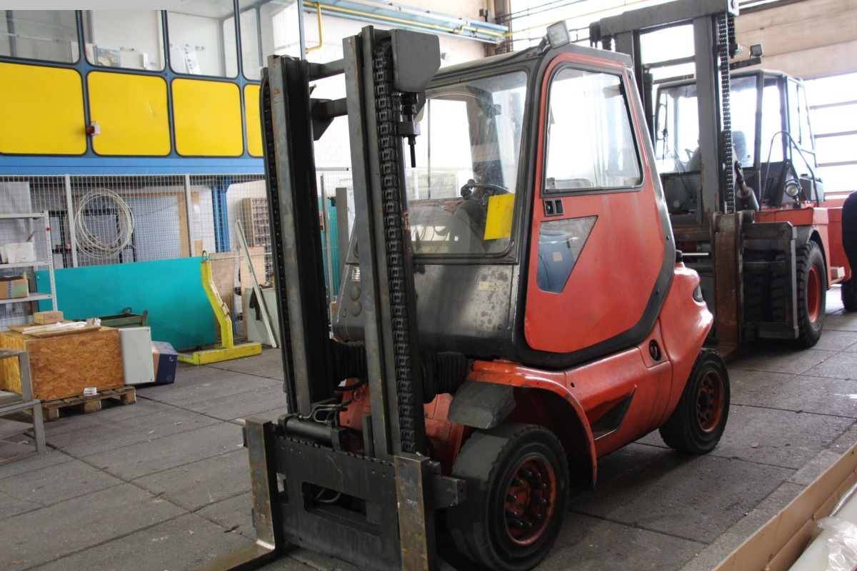 LINDE H40D - מלגזת סולר: תמונה 2 LINDE H40D - מלגזת סולר: תמונה 2