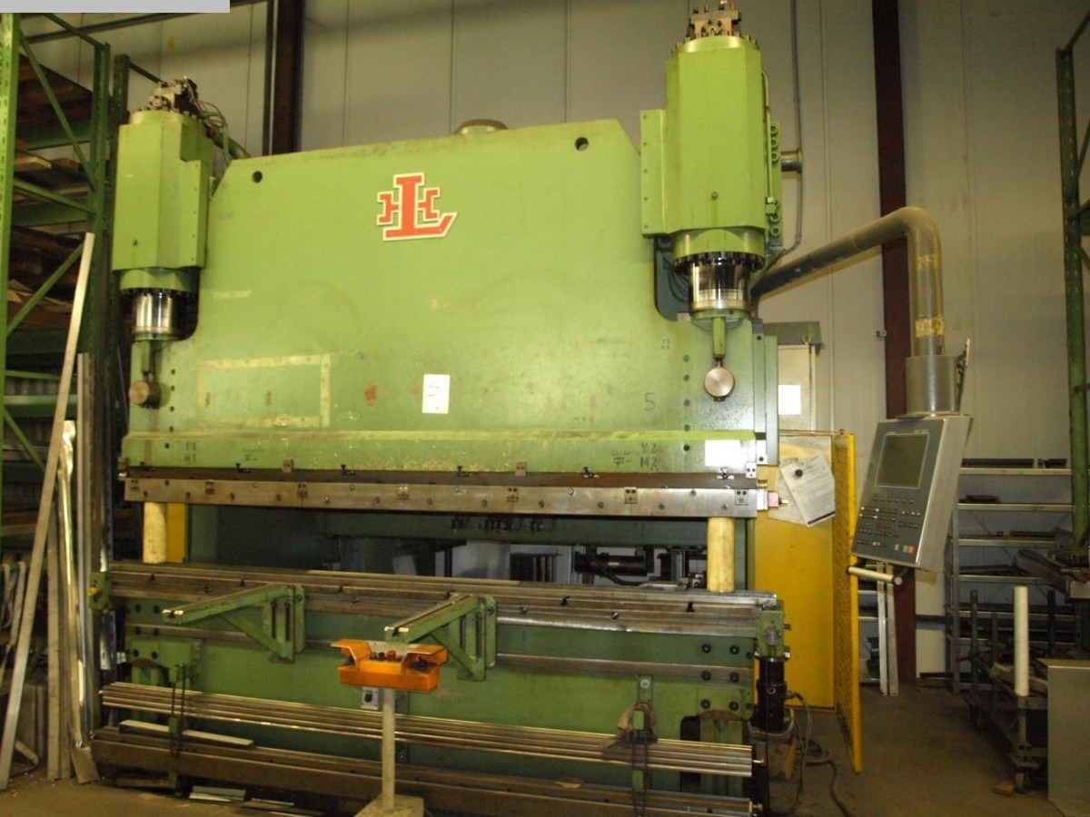 LOTZE 309x3000kn - מכונת כיפוף פח: תמונה 2 LOTZE 309x3000kn - מכונת כיפוף פח: תמונה 2