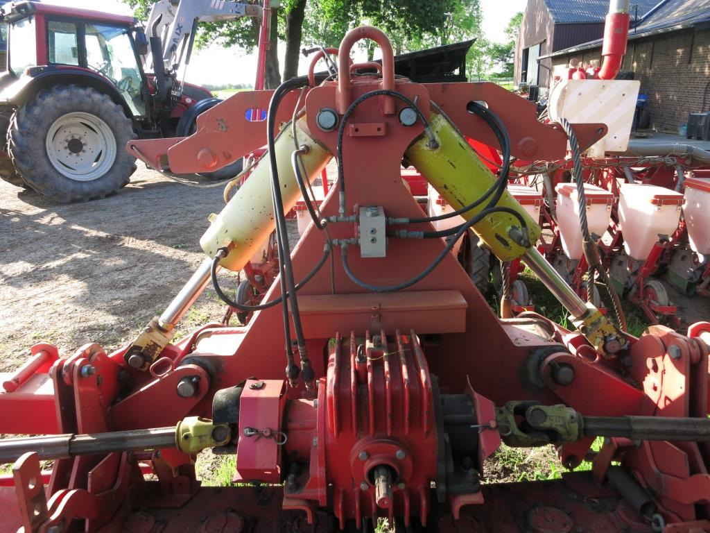 Lely 600-55 - משדדת כוח: תמונה 4 Lely 600-55 - משדדת כוח: תמונה 4