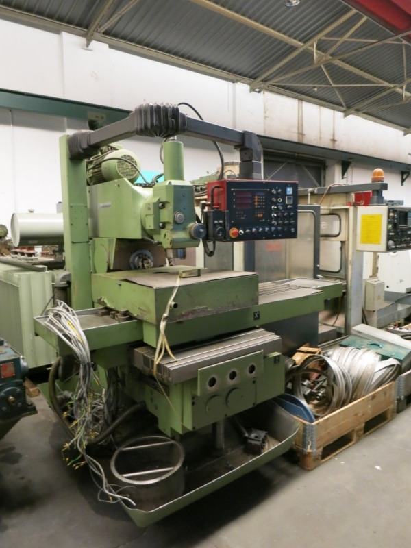 RECKERMANN UNI 1000 - מכונת כרסום: תמונה 1 RECKERMANN UNI 1000 - מכונת כרסום: תמונה 1