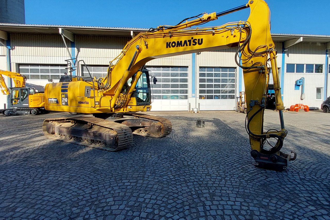 Komatsu PC210LCi-10 - מחפר סורק: תמונה 5 Komatsu PC210LCi-10 - מחפר סורק: תמונה 5