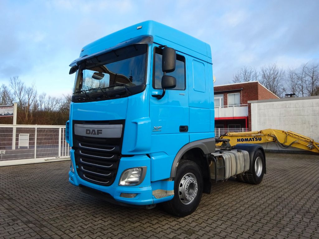 DAF XF 440 + Hydrl. Pumpe 4x2 - יחידת טרקטור: תמונה 2 DAF XF 440 + Hydrl. Pumpe 4x2 - יחידת טרקטור: תמונה 2
