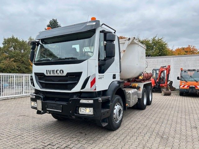 Iveco 410 TRAKKER Wechselsystem Kipper + Asphaltmulde - משאית דילוג העמסה: תמונה 1 Iveco 410 TRAKKER Wechselsystem Kipper + Asphaltmulde - משאית דילוג העמסה: תמונה 1