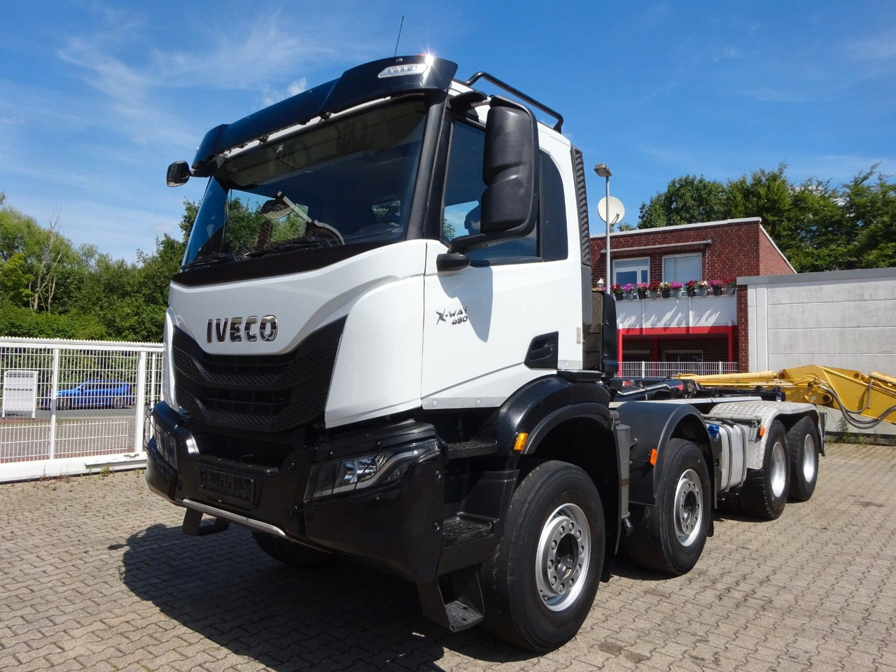 Iveco X-WAY 480 HIAB ABROLLER 8x4 - משאית הרמת וו: תמונה 3 Iveco X-WAY 480 HIAB ABROLLER 8x4 - משאית הרמת וו: תמונה 3