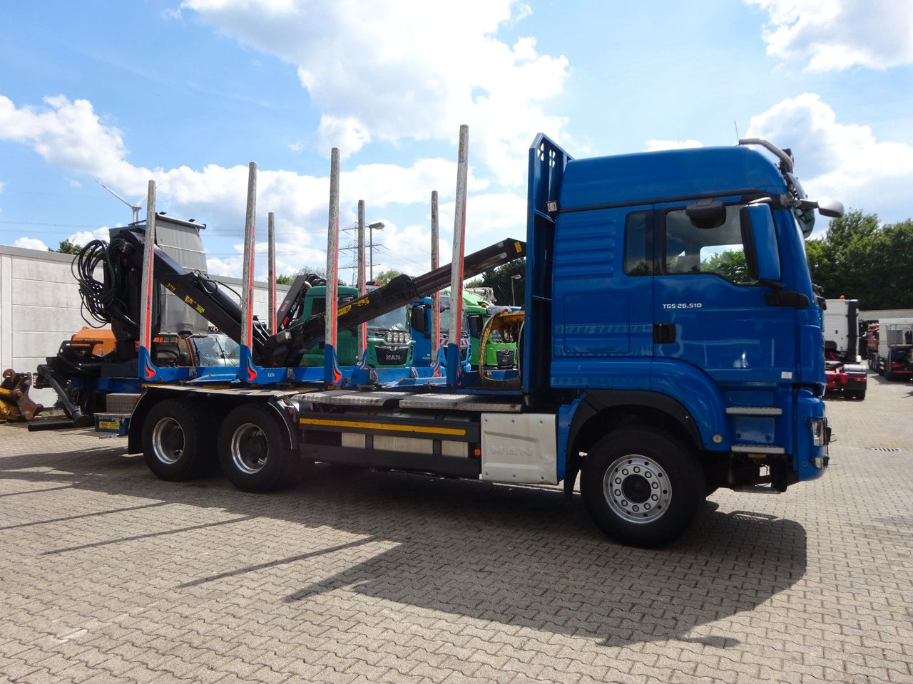 MAN 26.510 mit KESLA 2112 Holzkran+Kabine+Greifer - משאית עץ, משאית מנוף: תמונה 3 MAN 26.510 mit KESLA 2112 Holzkran+Kabine+Greifer - משאית עץ, משאית מנוף: תמונה 3