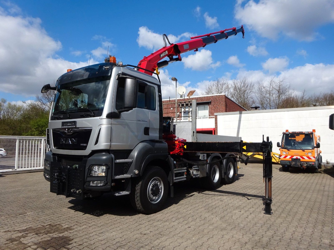 MAN 33.500 TGS + MKG HLK 231 Kran 6x6 Hydrodrive - יחידת טרקטור: תמונה 4 MAN 33.500 TGS + MKG HLK 231 Kran 6x6 Hydrodrive - יחידת טרקטור: תמונה 4