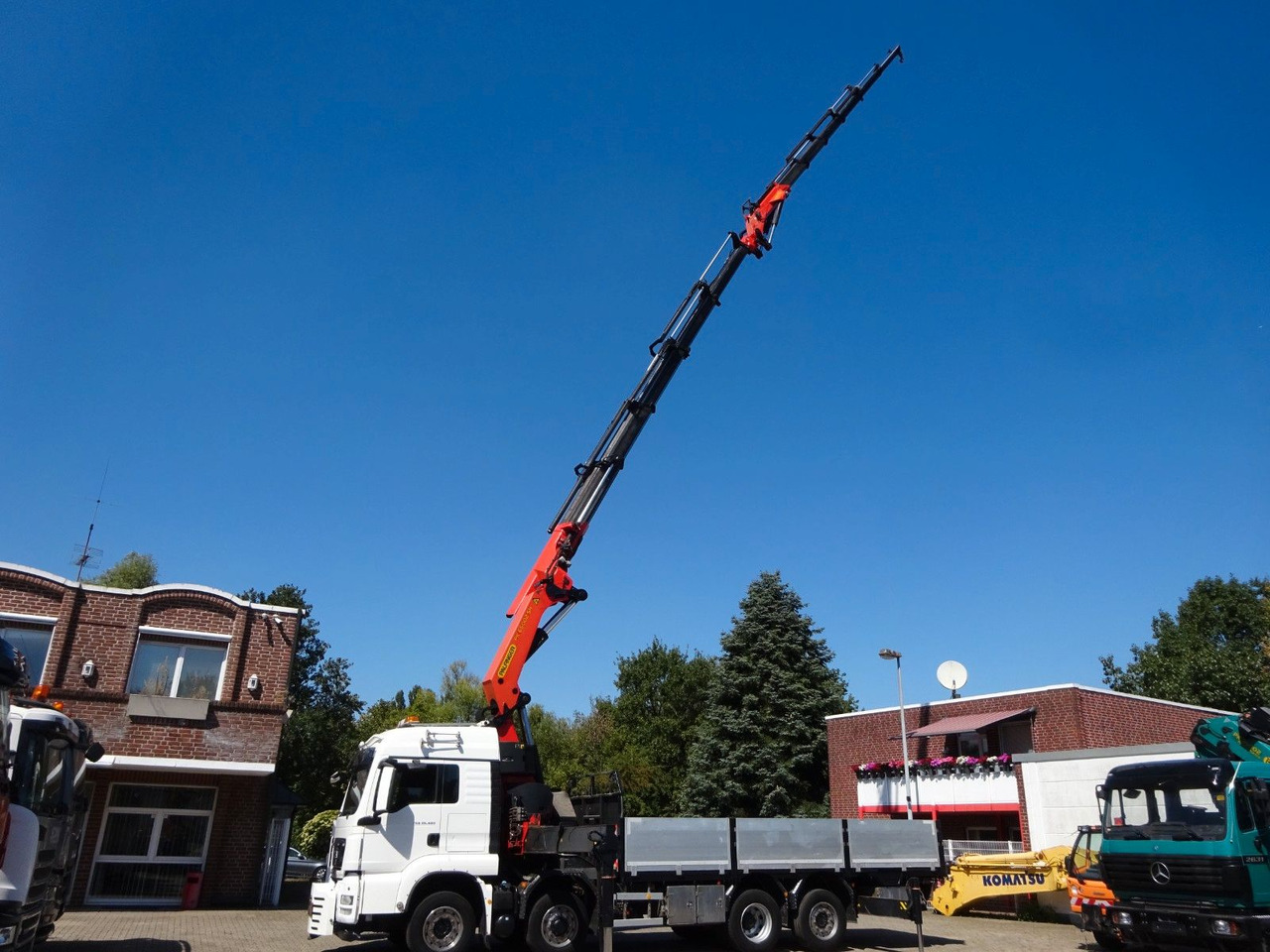 MAN 35.480 TGS Pritsche + PK 65002 Kran 8x2 - משאית מנוף: תמונה 4 MAN 35.480 TGS Pritsche + PK 65002 Kran 8x2 - משאית מנוף: תמונה 4