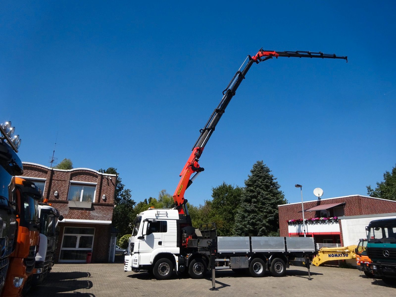 MAN 35.480 TGS Pritsche + PK 65002 Kran 8x2 - משאית מנוף: תמונה 3 MAN 35.480 TGS Pritsche + PK 65002 Kran 8x2 - משאית מנוף: תמונה 3