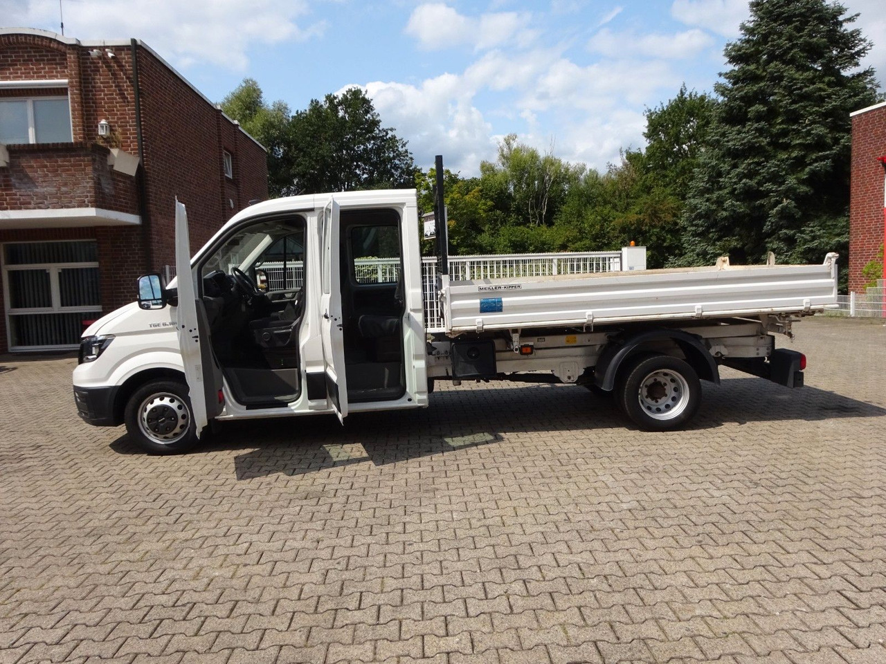 MAN 6.180 TGE MEILLER 3Skipper Doppelkabine 4x2 - כלי רכב מסחרי מזהיר, כלי רכב מסחרי קומבי: תמונה 4 MAN 6.180 TGE MEILLER 3Skipper Doppelkabine 4x2 - כלי רכב מסחרי מזהיר, כלי רכב מסחרי קומבי: תמונה 4