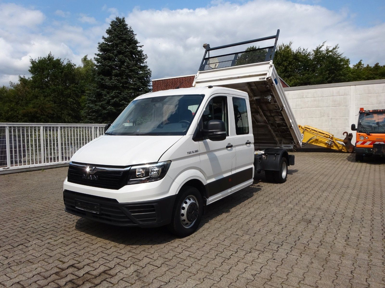 MAN 6.180 TGE MEILLER 3Skipper Doppelkabine 4x2 - כלי רכב מסחרי מזהיר, כלי רכב מסחרי קומבי: תמונה 1 MAN 6.180 TGE MEILLER 3Skipper Doppelkabine 4x2 - כלי רכב מסחרי מזהיר, כלי רכב מסחרי קומבי: תמונה 1