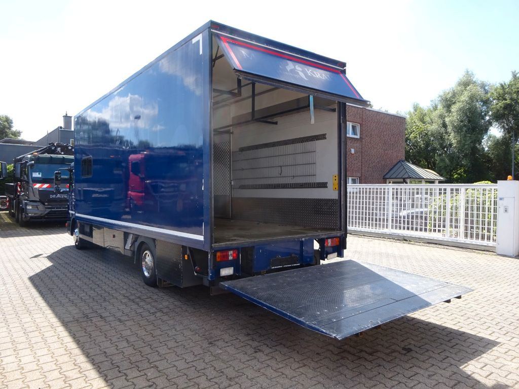 MAN 8.220 Koffer mit LBW als Wohnmobil ausgebaut 4x2 - משאית תיבה: תמונה 5 MAN 8.220 Koffer mit LBW als Wohnmobil ausgebaut 4x2 - משאית תיבה: תמונה 5