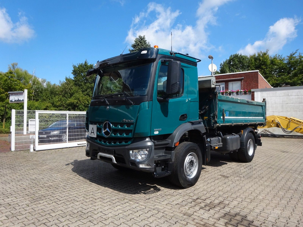 Mercedes-Benz 1833 Actros MEILLER 3Skipper 4x2 - מזהיר: תמונה 4 Mercedes-Benz 1833 Actros MEILLER 3Skipper 4x2 - מזהיר: תמונה 4