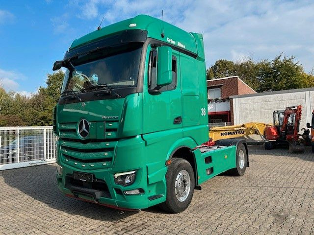 Mercedes-Benz 1851 Actros SZM mit Kipper-Pumpe 4x2 - יחידת טרקטור: תמונה 2 Mercedes-Benz 1851 Actros SZM mit Kipper-Pumpe 4x2 - יחידת טרקטור: תמונה 2