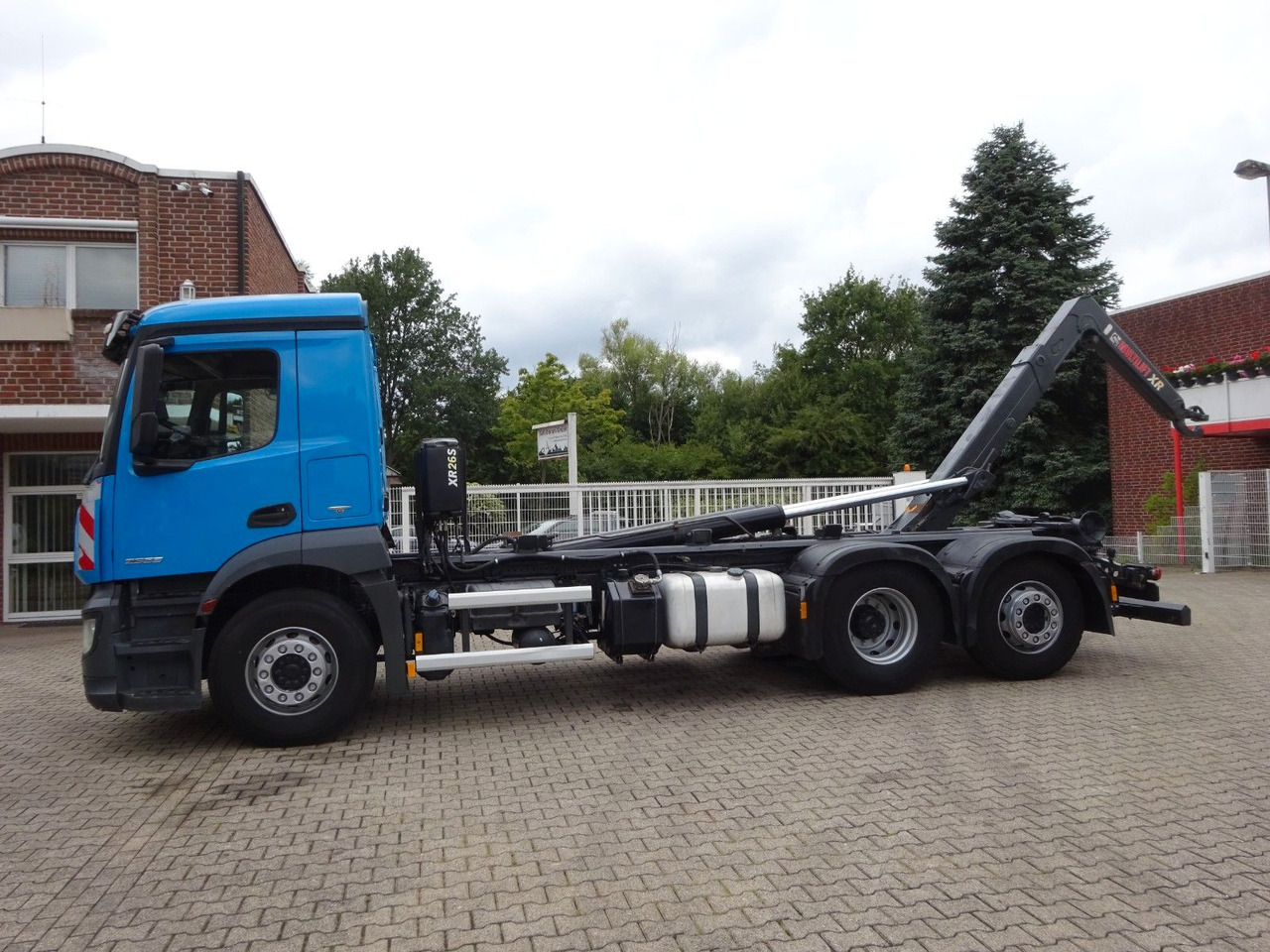 Mercedes-Benz 2533 Antos MULTILIFT Abroller 6x2 - משאית הרמת וו: תמונה 3 Mercedes-Benz 2533 Antos MULTILIFT Abroller 6x2 - משאית הרמת וו: תמונה 3