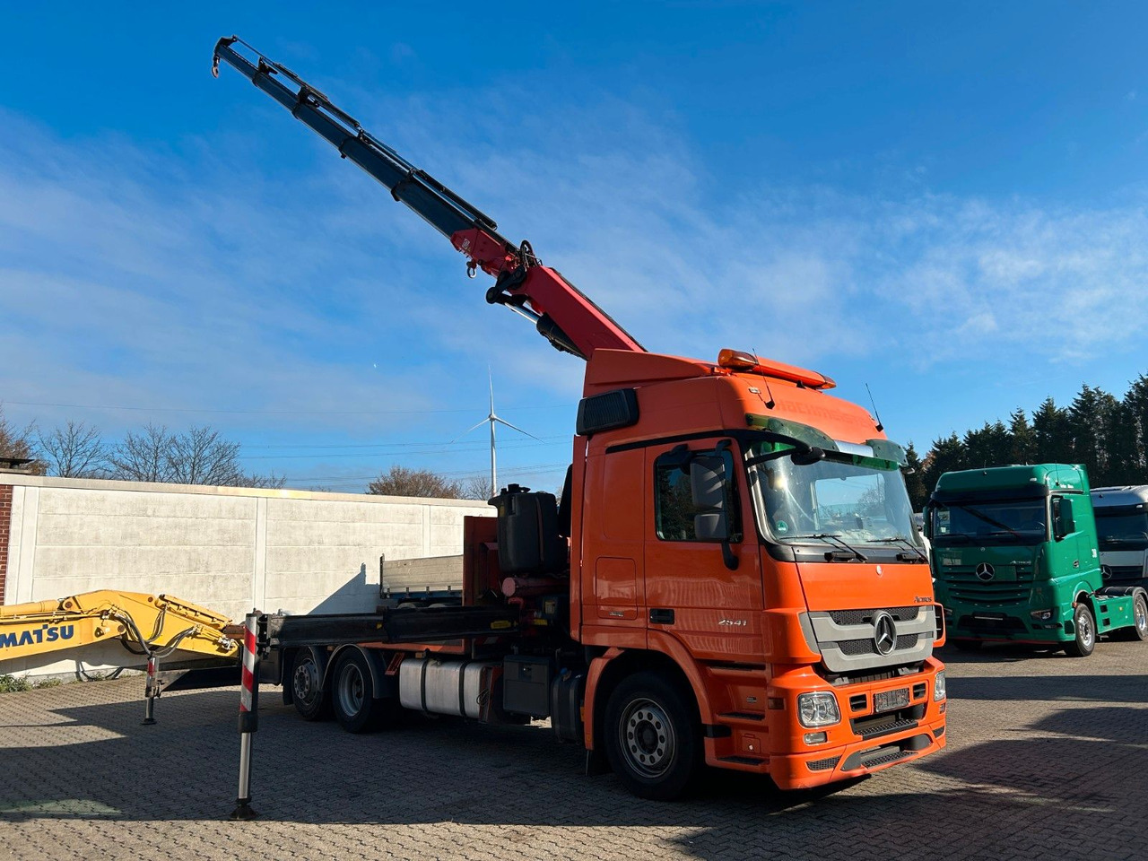 Mercedes-Benz 2541 Actros Plattform + FASSI Kran 6X2 - משאית מנוף: תמונה 4 Mercedes-Benz 2541 Actros Plattform + FASSI Kran 6X2 - משאית מנוף: תמונה 4