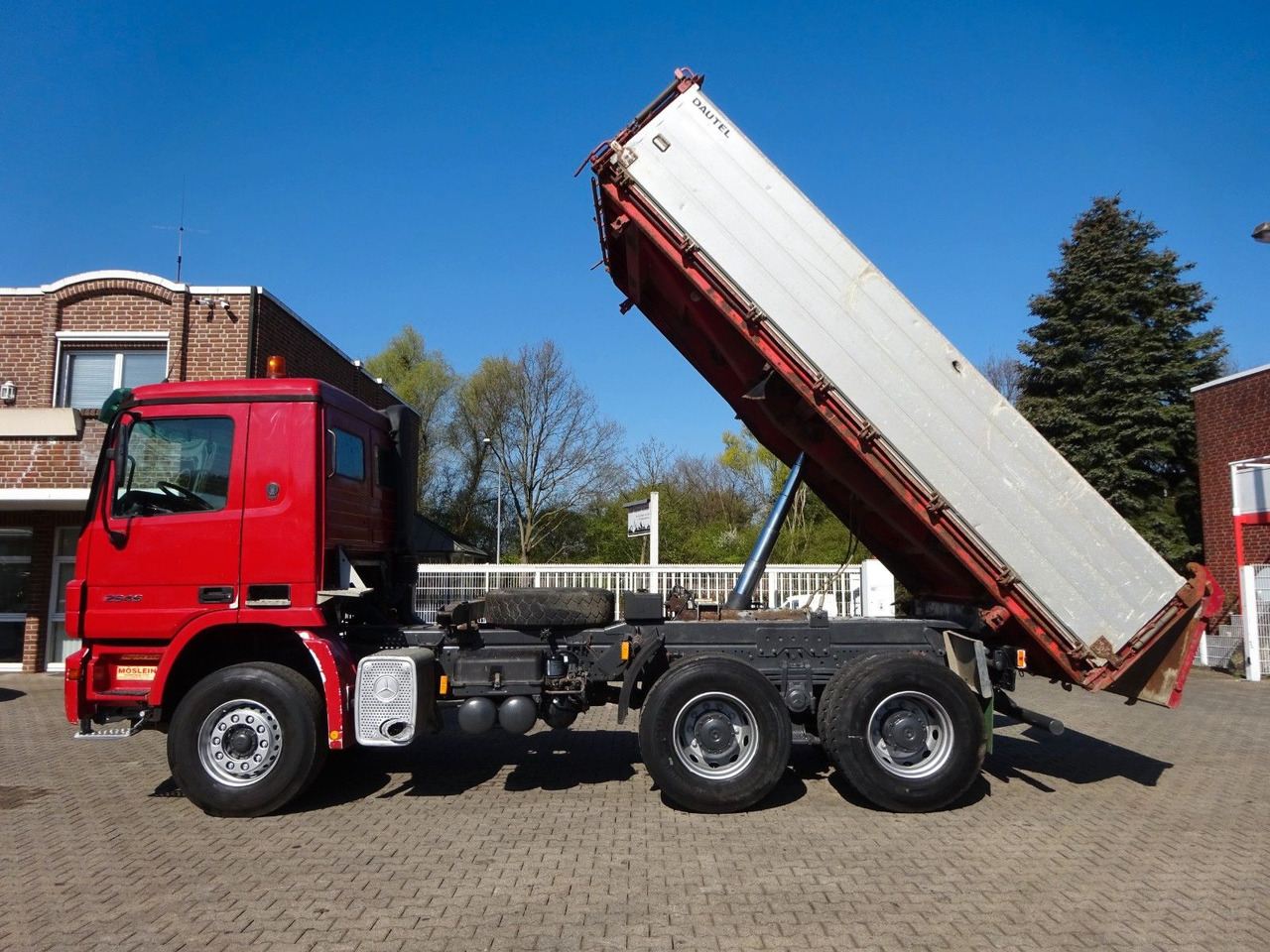 Mercedes-Benz 2646 Actros 3Seitenkipper 6x4 - מזהיר: תמונה 4 Mercedes-Benz 2646 Actros 3Seitenkipper 6x4 - מזהיר: תמונה 4