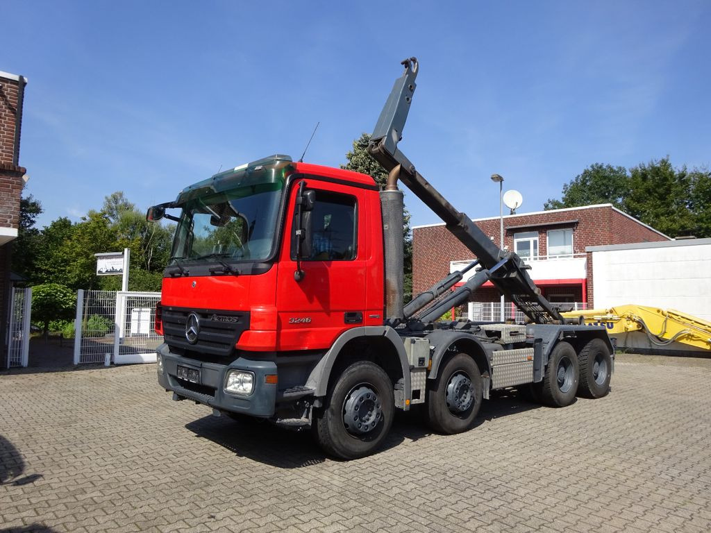Mercedes-Benz 3246 Actros Abroller K45 8x4 Knickhacken - משאית הרמת וו: תמונה 2 Mercedes-Benz 3246 Actros Abroller K45 8x4 Knickhacken - משאית הרמת וו: תמונה 2