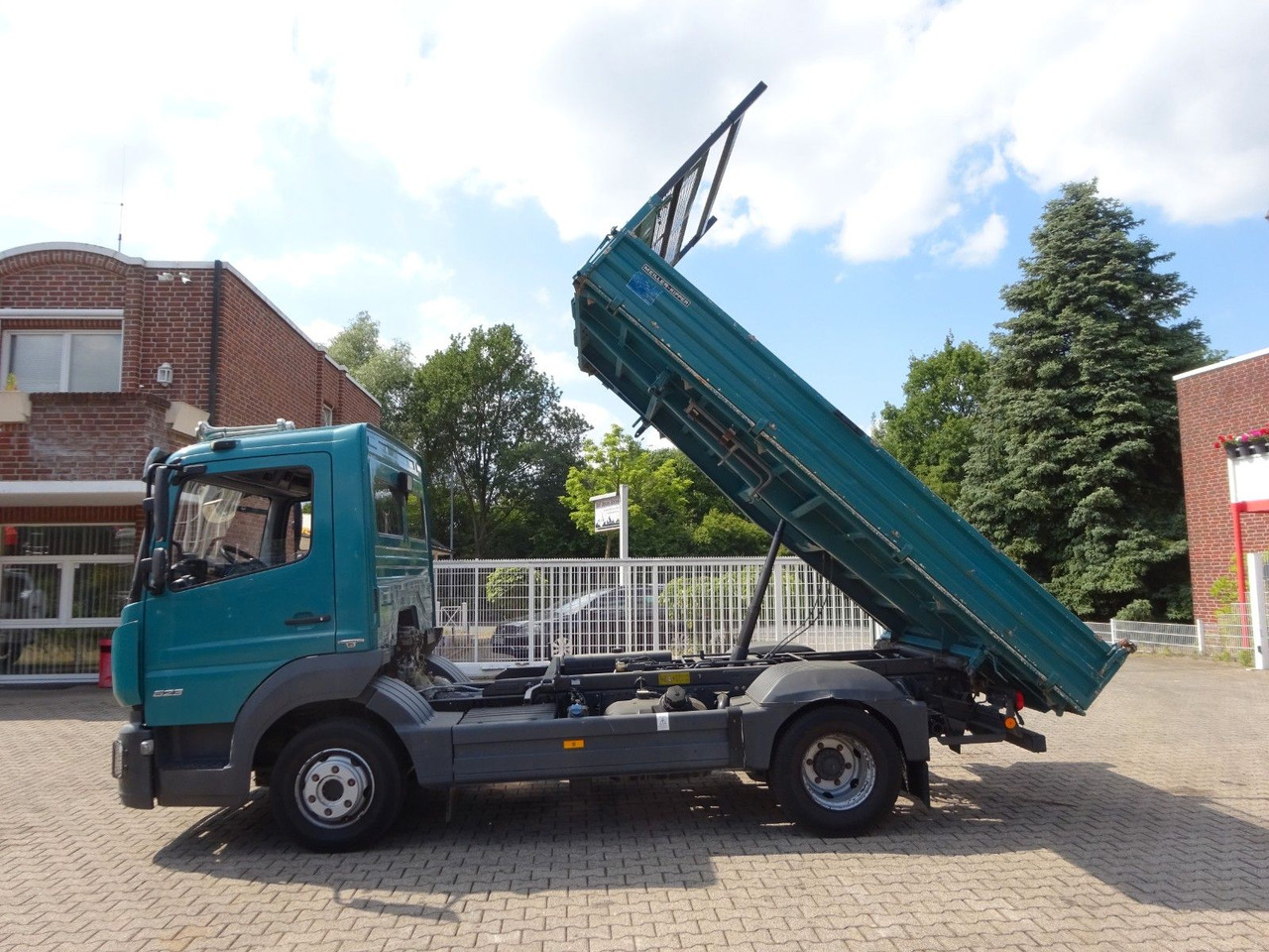 Mercedes-Benz 823 Atego MEILLER 3Skipper 4x2 - כלי רכב מסחרי מזהיר: תמונה 5 Mercedes-Benz 823 Atego MEILLER 3Skipper 4x2 - כלי רכב מסחרי מזהיר: תמונה 5