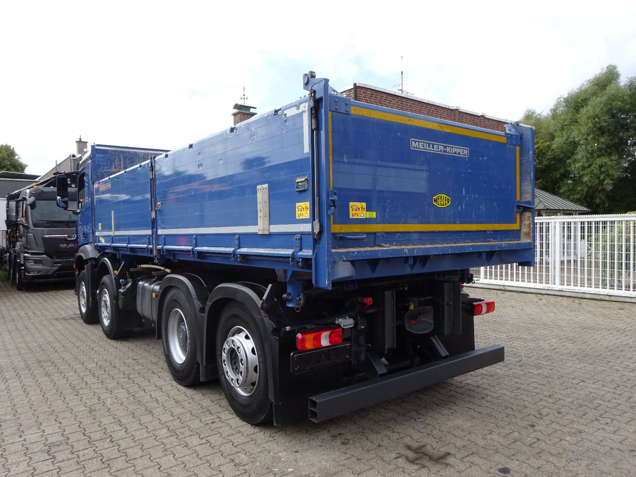 Mercedes-Benz Arocs 3446 MEILER 3 Seitenkipper 8x2 - מזהיר: תמונה 4 Mercedes-Benz Arocs 3446 MEILER 3 Seitenkipper 8x2 - מזהיר: תמונה 4