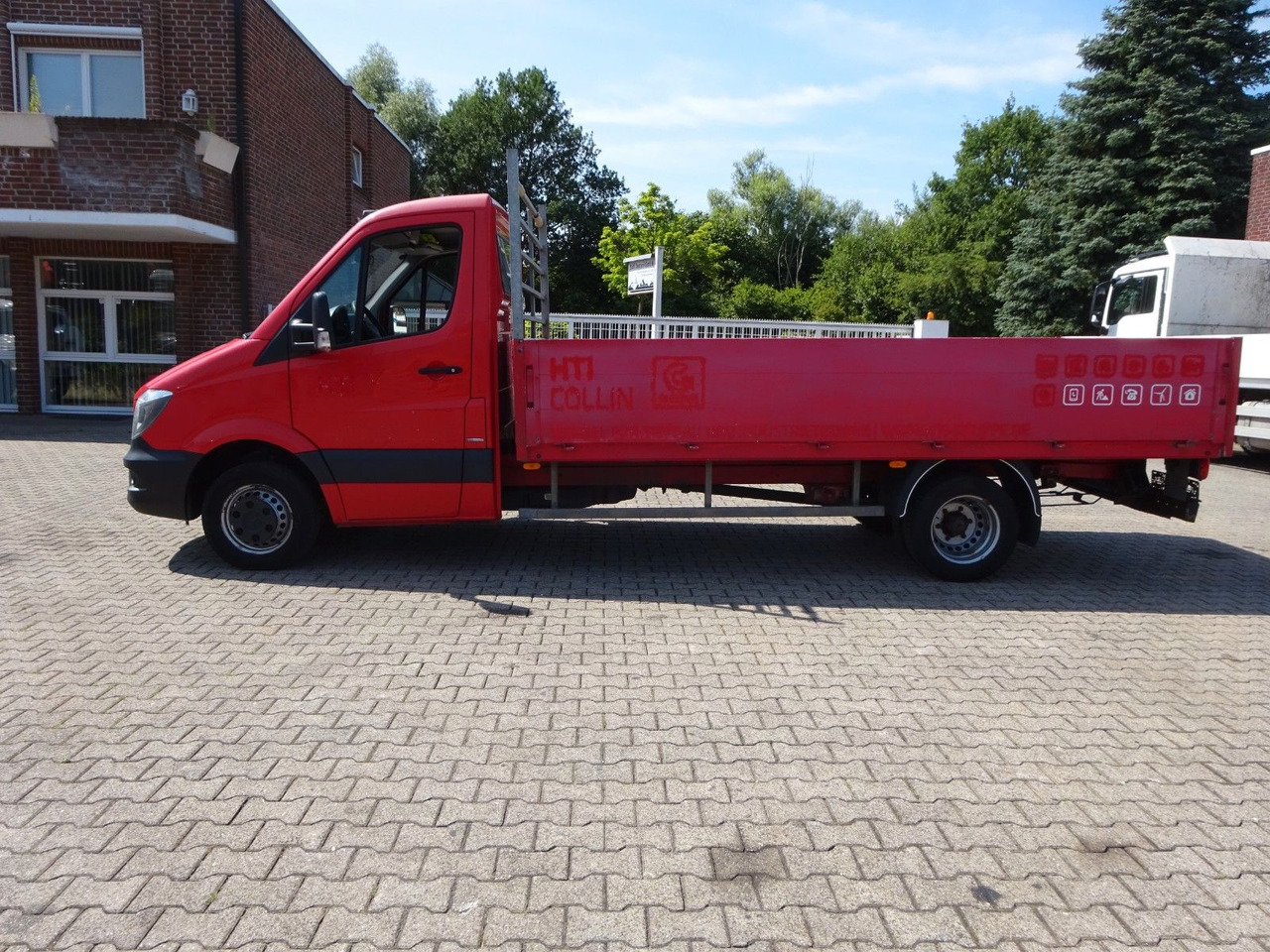 Mercedes-Benz Sprinter Pritsche 519CDI Bluetec 4x2 - כלי רכב מסחרי במיטה שטוחה: תמונה 3 Mercedes-Benz Sprinter Pritsche 519CDI Bluetec 4x2 - כלי רכב מסחרי במיטה שטוחה: תמונה 3