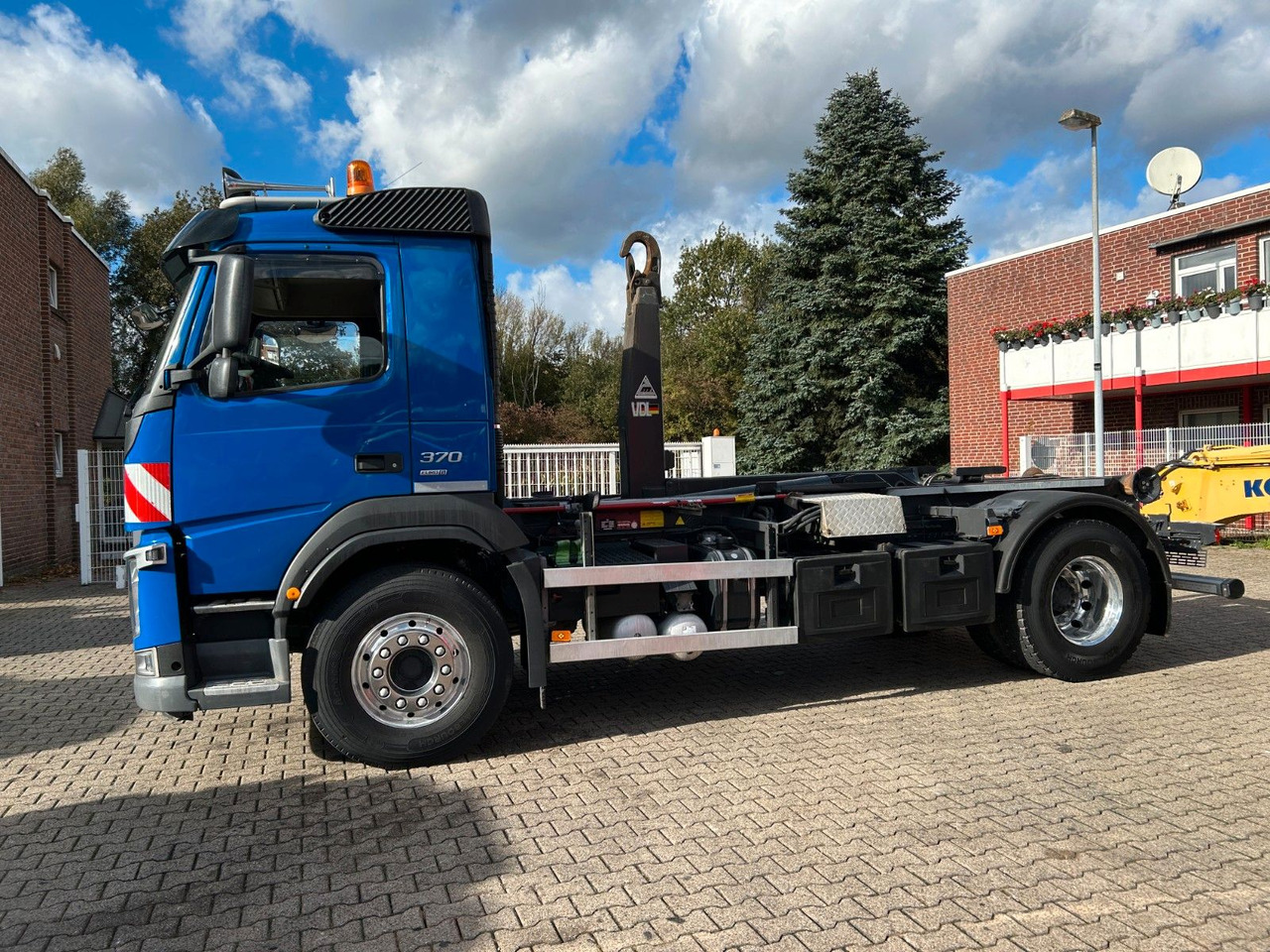 Volvo FM 370 VDL Abroller 4x2 - משאית הרמת וו: תמונה 5 Volvo FM 370 VDL Abroller 4x2 - משאית הרמת וו: תמונה 5