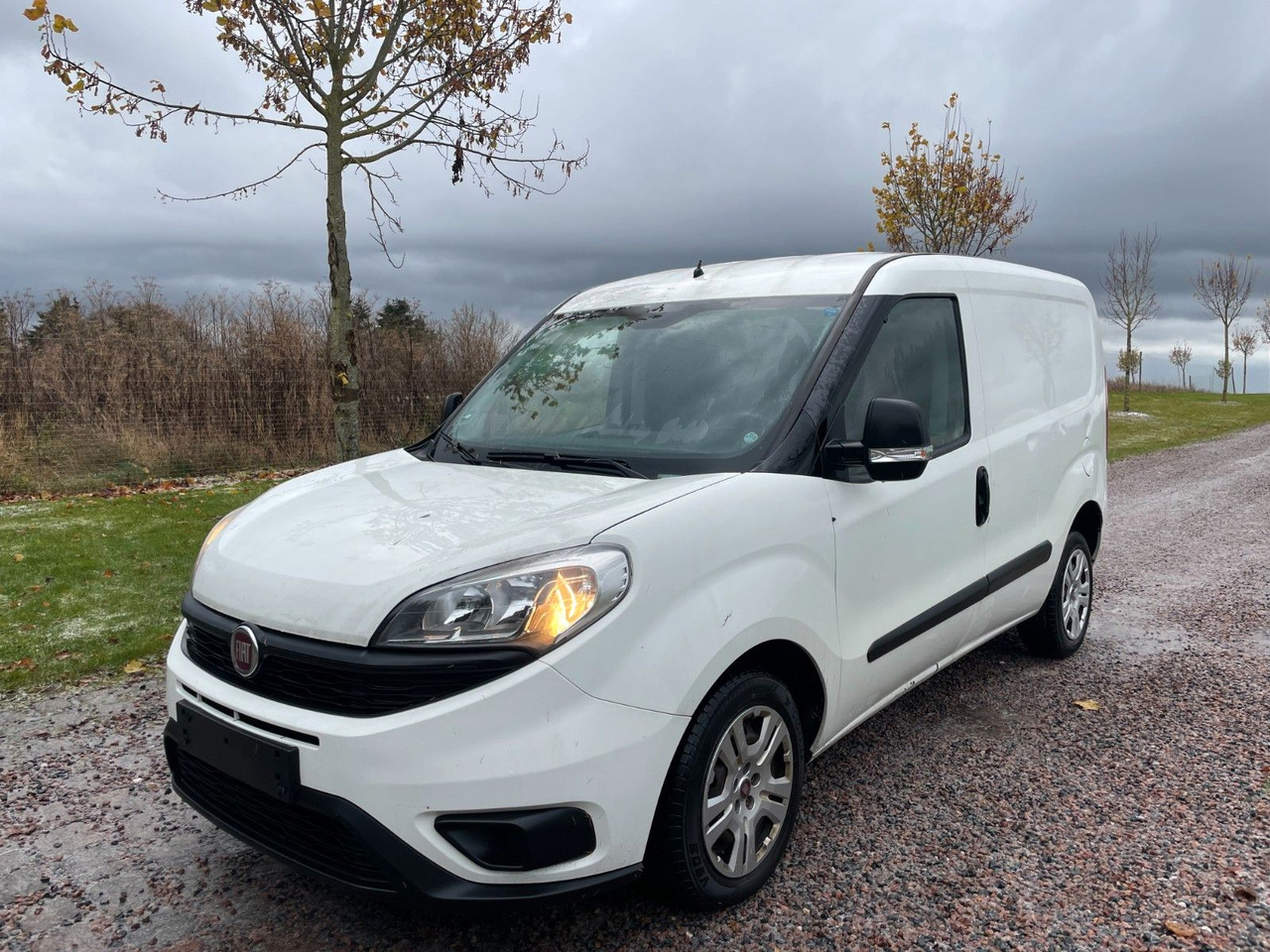 Fiat Doblo Doblò Basis Kasten 1.3 diesel - רכב סטיישן: תמונה 1 Fiat Doblo Doblò Basis Kasten 1.3 diesel - רכב סטיישן: תמונה 1